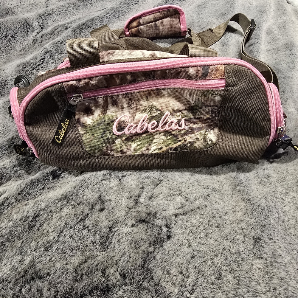 Cabela's Camouflage and Pink Travel Bag